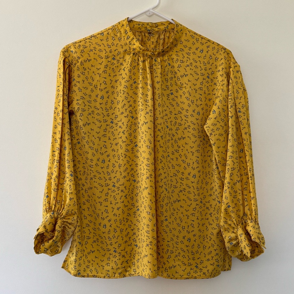 Sense of Place Yellow Floral Puff Sleeve Blouse with Mandarin Button Back Collar
